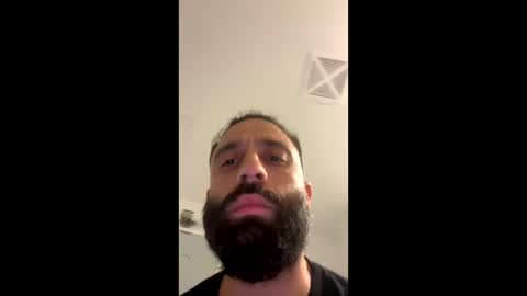 Snapshot of biggestdickyet chatting on October 13, 3:50 am biggestdickyet online show from October 13, 3:50 am