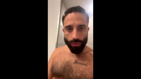 Snapshot of biggestdickyet chatting on October 19, 1:50 am biggestdickyet online show from October 19, 1:50 am