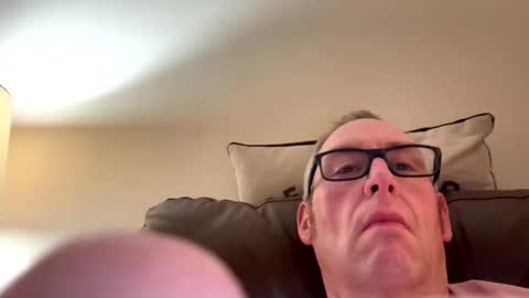 biggloves4bighands online show from February 22, 11:25 pm