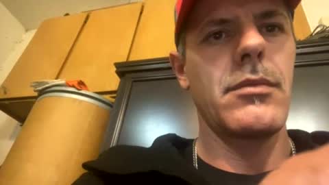 Snapshot of biggymemo69 chatting on December 15, 11:42 pm biggymemo69 online show from December 15, 11:42 pm