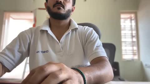 Snapshot of bighandsomesatisfy chatting on October 26, 10:10 am bighandsomesatisfy online show from October 26, 10:10 am