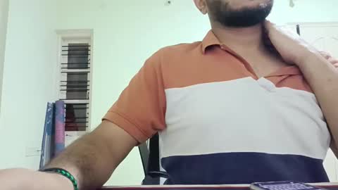 Snapshot of bighandsomesatisfy chatting on November 4, 6:18 pm bighandsomesatisfy online show from November 4, 6:18 pm