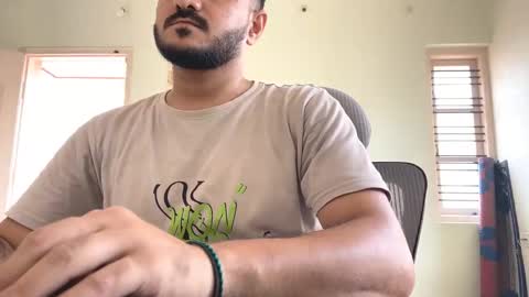 Snapshot of bighandsomesatisfy chatting on November 5, 11:32 am bighandsomesatisfy online show from November 5, 11:32 am