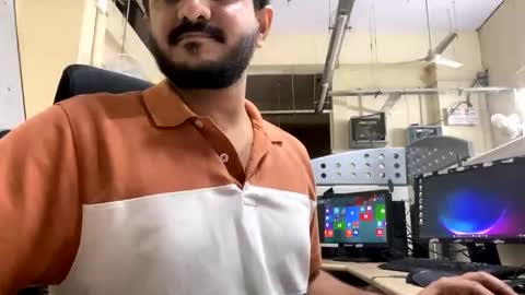 Snapshot of bighandsomesatisfy chatting on December 2, 5:19 pm bighandsomesatisfy online show from December 2, 5:19 pm