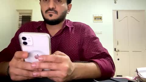 Snapshot of bighandsomesatisfy chatting on December 3, 7:01 pm bighandsomesatisfy online show from December 3, 7:01 pm