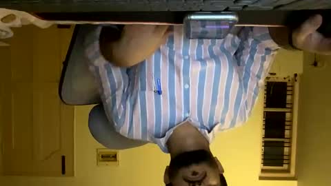 Snapshot of bighandsomesatisfy chatting on December 4, 6:16 pm bighandsomesatisfy online show from December 4, 6:16 pm