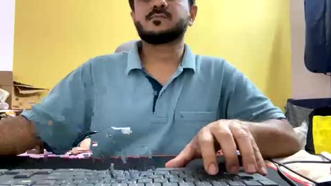 Snapshot of bighandsomesatisfy chatting on February 12, 3:40 pm bighandsomesatisfy online show from February 12, 3:40 pm