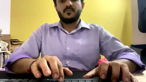 Snapshot of bighandsomesatisfy chatting on February 19, 4:25 pm bighandsomesatisfy online show from February 19, 4:25 pm