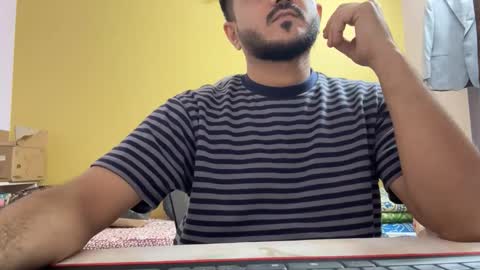 Snapshot of bighandsomesatisfy chatting on April 3, 4:05 pm bighandsomesatisfy online show from April 3, 4:05 pm