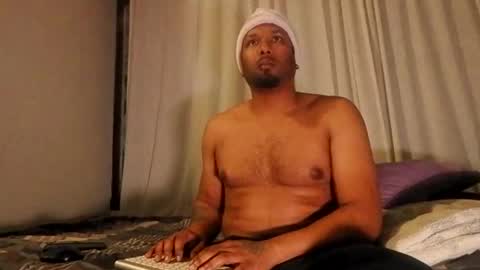 Snapshot of bighardcock989 chatting on December 25, 7:57 am bighardcock989 online show from December 25, 7:57 am