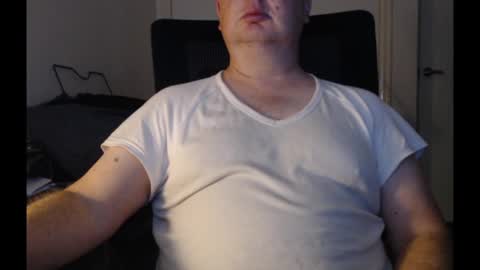 bighorn1981 online show from December 2, 10:56 pm