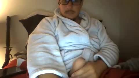 Snapshot of bigjay7713 chatting on December 21, 12:45 pm Bigdicbear713 online show from December 21, 12:45 pm