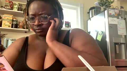 bigkittyraven online show from February 17, 8:26 pm