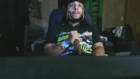 Snapshot of biglightskinbbcc chatting on March 15, 4:07 am bbcsexy online show from March 15, 4:07 am