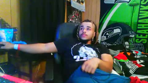 Snapshot of biglightskinbbcc chatting on March 16, 5:44 am bbcsexy online show from March 16, 5:44 am