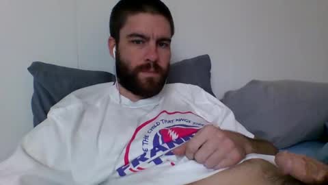 Snapshot of bigmag23 chatting on October 25, 7:30 pm bigmag23 online show from October 25, 7:30 pm