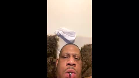 Snapshot of bigmama05011990 chatting on March 22, 9:34 am bigmama05011990 online show from March 22, 9:34 am