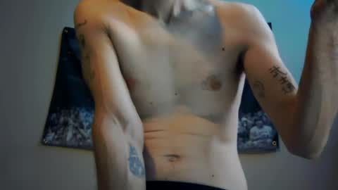 Snapshot of bigman6420 chatting on June 29, 11:05 pm Bigman6420 online show from June 29, 11:05 pm