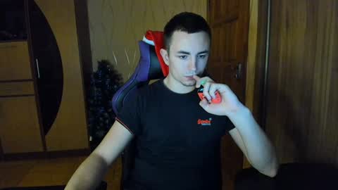 Snapshot of bigmark03 chatting on December 23, 9:08 pm BigMark03 online show from December 23, 9:08 pm