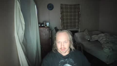 bigmike20129020 online show from February 24, 8:06 am