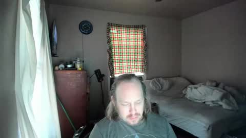 bigmike20129020 online show from March 10, 12:59 pm