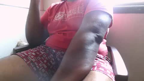 bignaturaldesi online show from February 2, 7:07 am