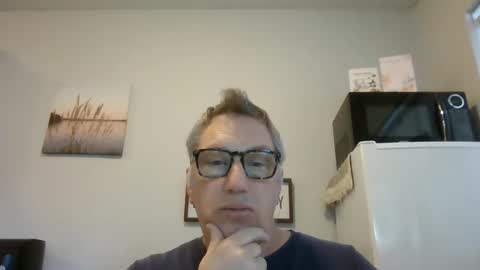 Snapshot of bignhard69_ chatting on December 2, 6:32 pm Bignhard696 online show from December 2, 6:32 pm