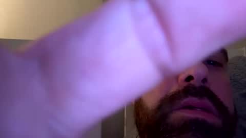 Snapshot of bignickohyes chatting on December 4, 12:08 am bignickohyes online show from December 4, 12:08 am