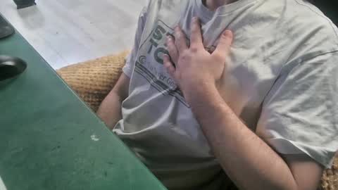 Snapshot of bigpeepdude chatting on October 17, 12:30 pm bigpeepdude online show from October 17, 12:30 pm