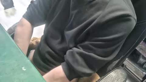 Snapshot of bigpeepdude chatting on December 16, 12:54 pm bigpeepdude online show from December 16, 12:54 pm