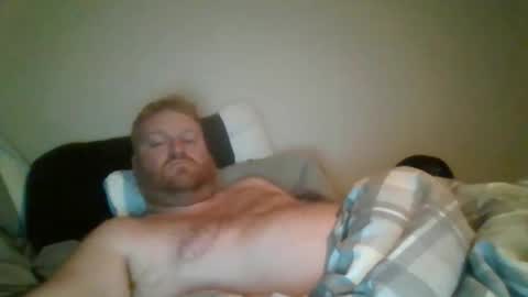 bigred92899 online show from October 27, 3:10 am