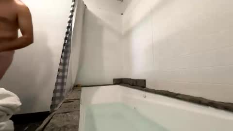 Snapshot of bigrichard1469 chatting on March 15, 9:32 pm bigrichard1469 online show from March 15, 9:32 pm