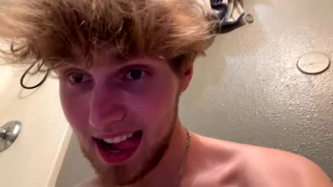 bigskinnyboyshh online show from September 27, 5:45 am