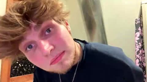 bigskinnyboyshh online show from October 27, 11:41 pm