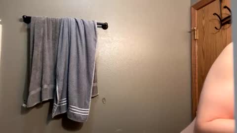 bigskinnyboyshh online show from November 25, 4:45 am