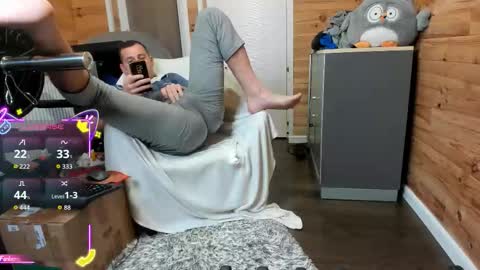 Snapshot of bigsshark chatting on November 16, 9:31 pm bigsshark online show from November 16, 9:31 pm