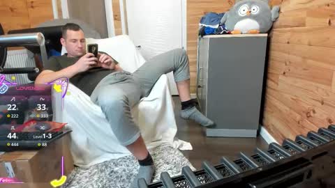 Snapshot of bigsshark chatting on November 18, 8:46 pm bigsshark online show from November 18, 8:46 pm