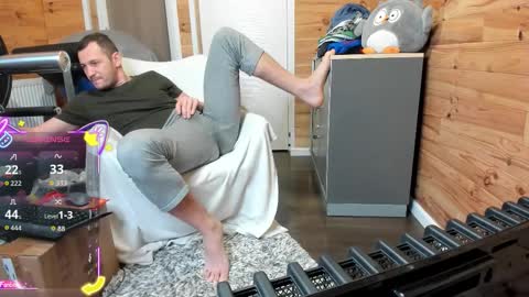 Snapshot of bigsshark chatting on November 28, 9:06 pm bigsshark online show from November 28, 9:06 pm