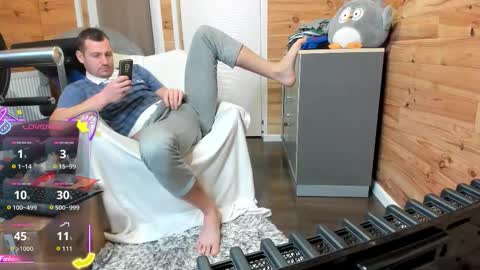 Snapshot of bigsshark chatting on November 29, 11:57 am bigsshark online show from November 29, 11:57 am