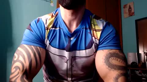 Snapshot of bigstallone chatting on February 6, 12:00 am BigStallion online show from February 6, 12:00 am