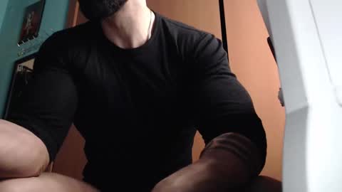 Snapshot of bigstallone chatting on October 5, 12:09 am BigStallion online show from October 5, 12:09 am