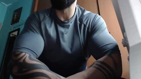 Snapshot of bigstallone chatting on November 19, 11:49 pm BigStallion online show from November 19, 11:49 pm