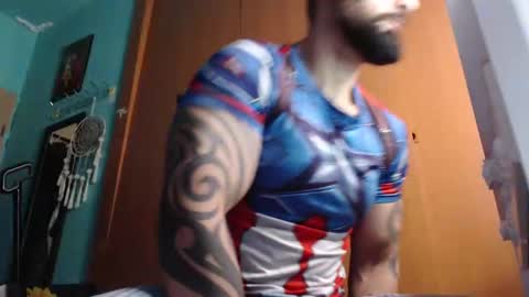 Snapshot of bigstallone chatting on December 4, 11:57 pm BigStallion online show from December 4, 11:57 pm