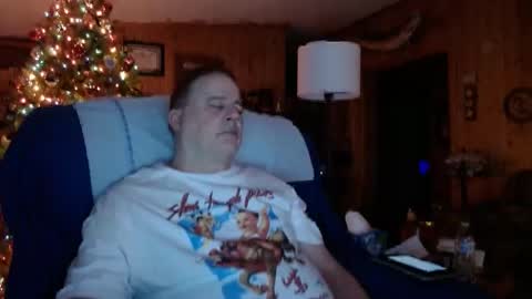 Snapshot of bigthicksatisfying2 chatting on January 11, 6:35 am bigthicksatisfying2 online show from January 11, 6:35 am