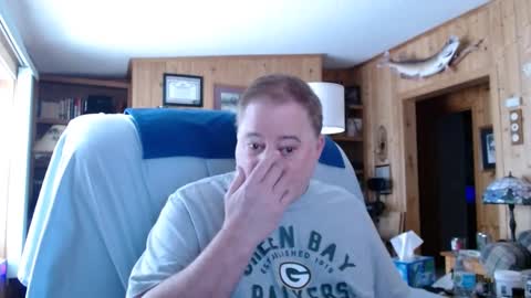 Snapshot of bigthicksatisfying2 chatting on February 13, 10:33 pm bigthicksatisfying2 online show from February 13, 10:33 pm