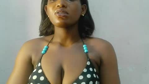 Snapshot of bigtits_giina chatting on August 1, 2:49 pm bigtits_giina online show from August 1, 2:49 pm