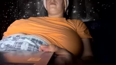 bigtitslala online show from December 1, 7:52 pm