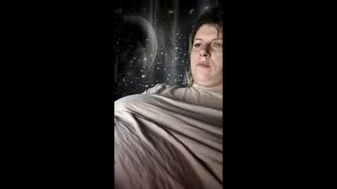 bigtitslala online show from December 14, 9:30 pm