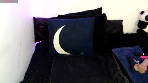 Snapshot of bigtittedtattedlesbian chatting on September 15, 8:42 pm Nichole lights online show from September 15, 8:42 pm