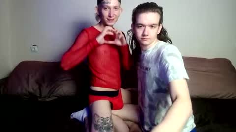 Snapshot of bigtop_and_littlefoxy chatting on August 1, 9:46 pm Alex and Dima online show from August 1, 9:46 pm